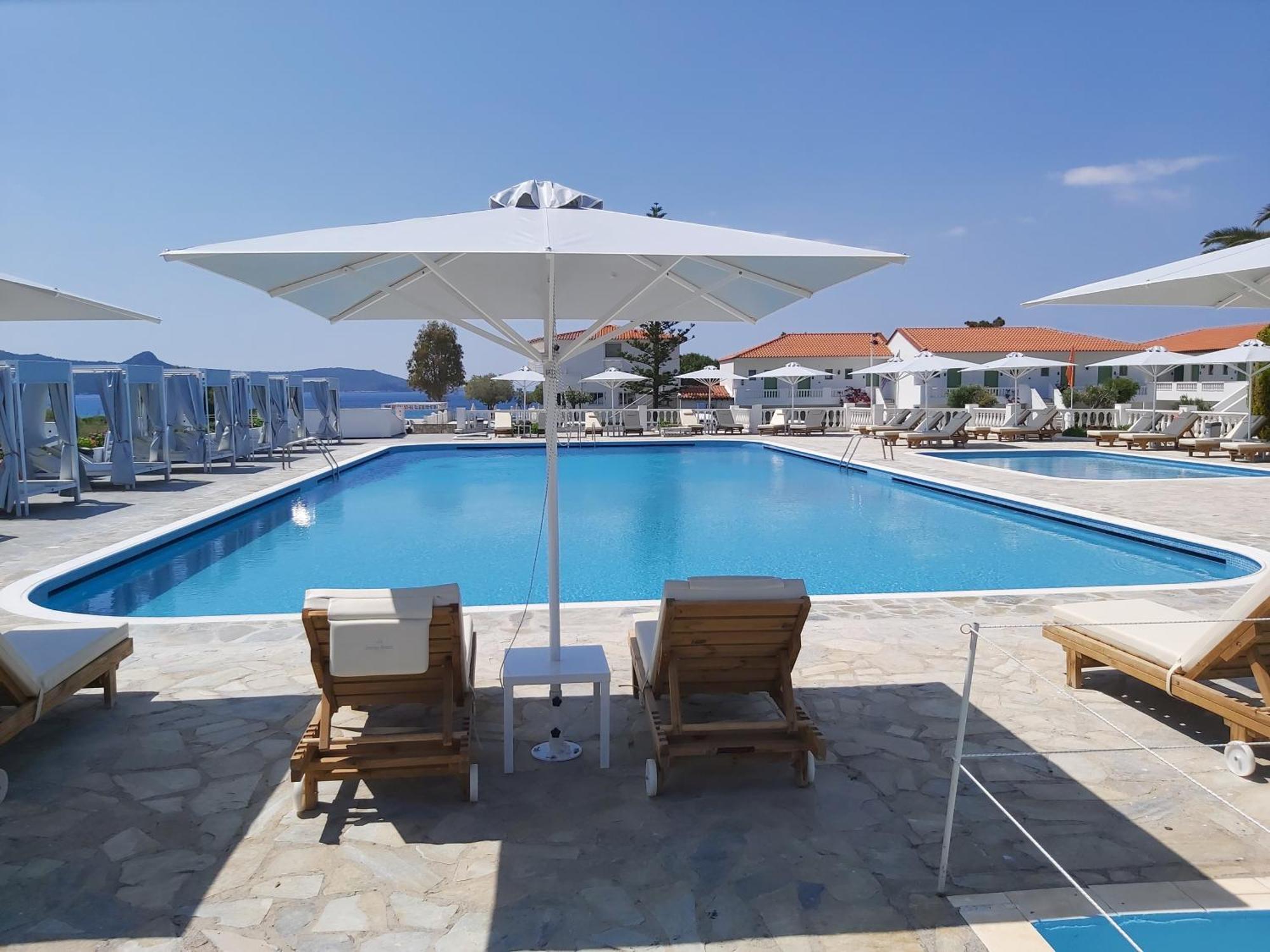 סאמוס Sirenes Beach Resort מראה חיצוני תמונה
